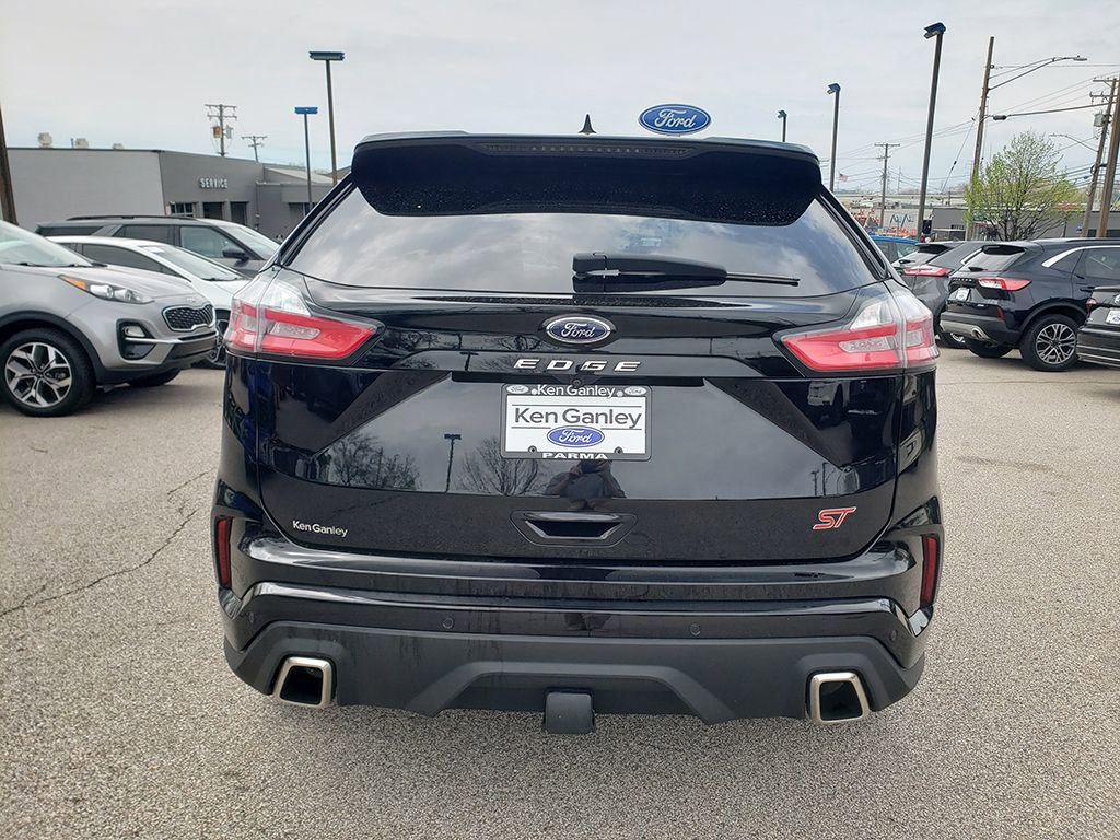 Used 2023 Ford Edge ST image 6