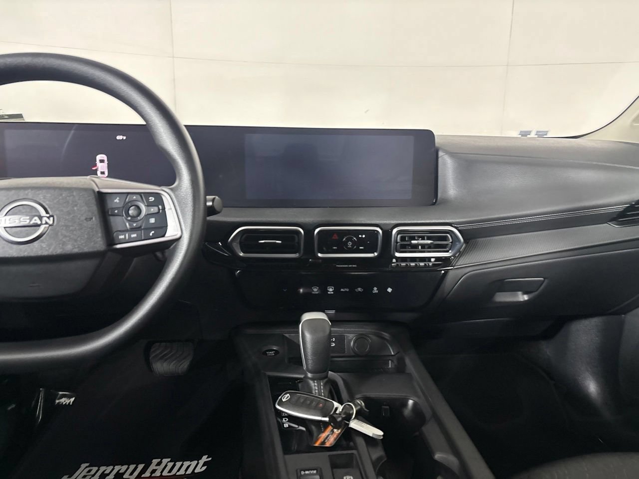 Used 2026 Nissan Sentra SV w/ Floor Mat Package FWD image 22