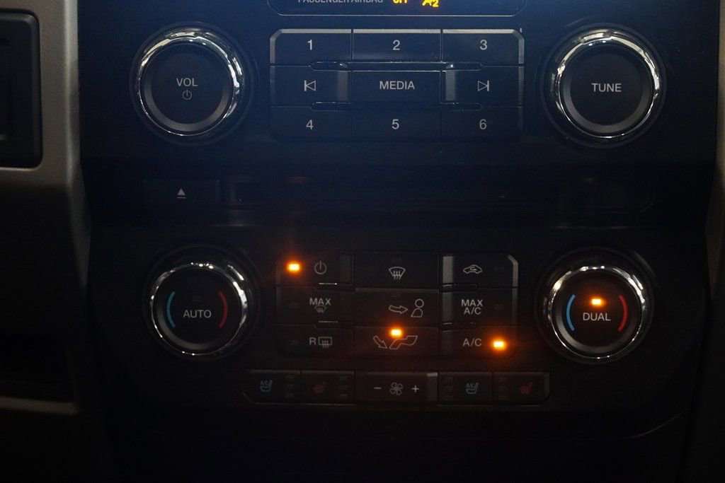 Used 2017 Ford F150 Lariat image 20