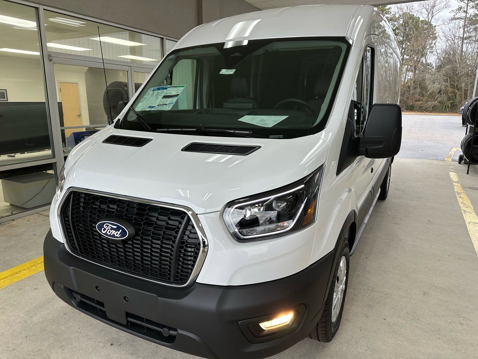 New 2026 Ford Transit 250 148 Medium Roof w/ Exterior Upgrade Package RWD video 1
