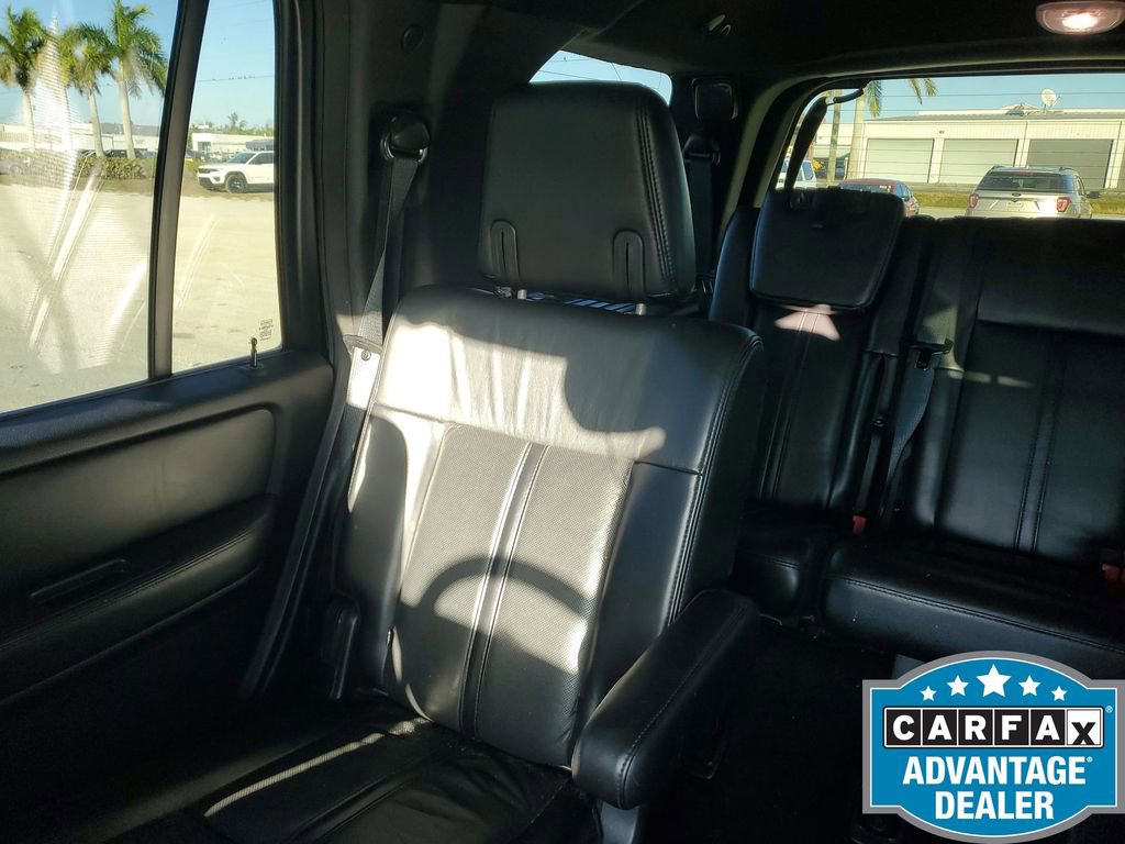 Used 2017 Lincoln Navigator Select image 13
