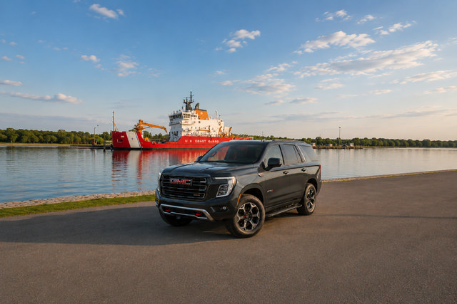 Used 2022 GMC Sierra 1500 Denali w/ Technology Package AWD/4WD image 42