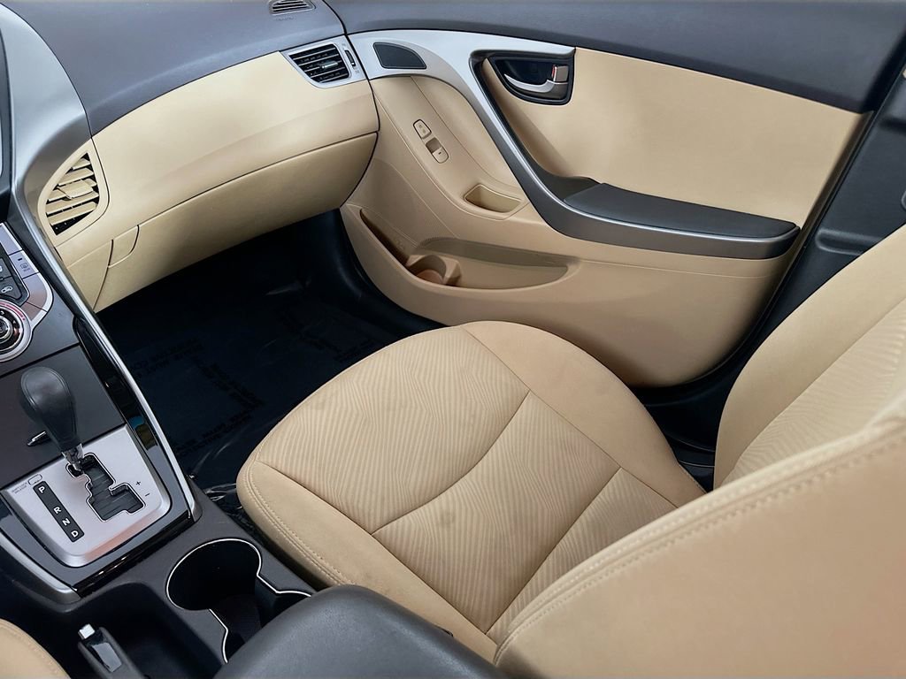 Used 2013 Hyundai Elantra GLS image 26