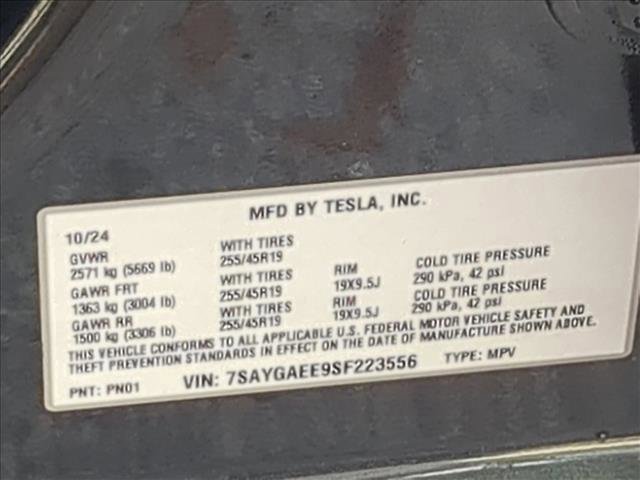 Used 2025 Tesla Model Y Long Range image 25