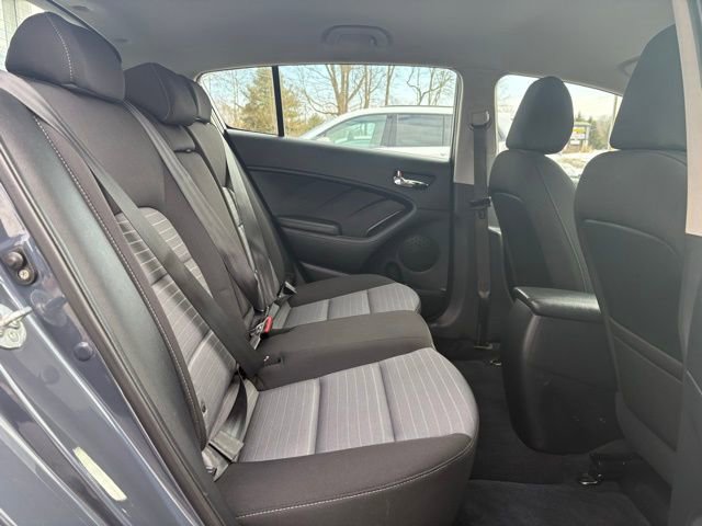Used 2015 Kia Forte EX image 18