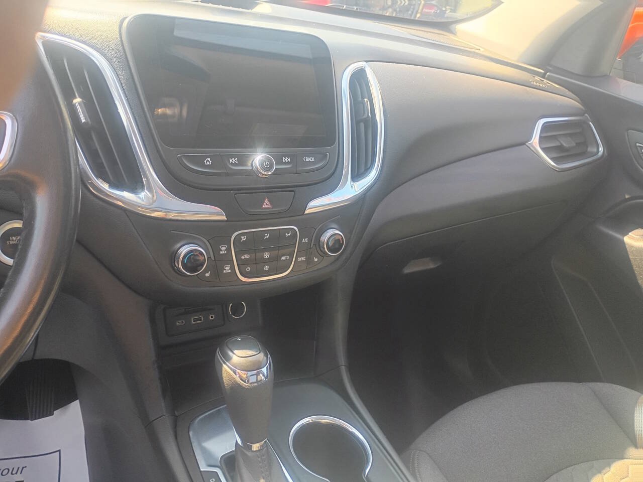 Used 2020 Chevrolet Equinox LT FWD image 13