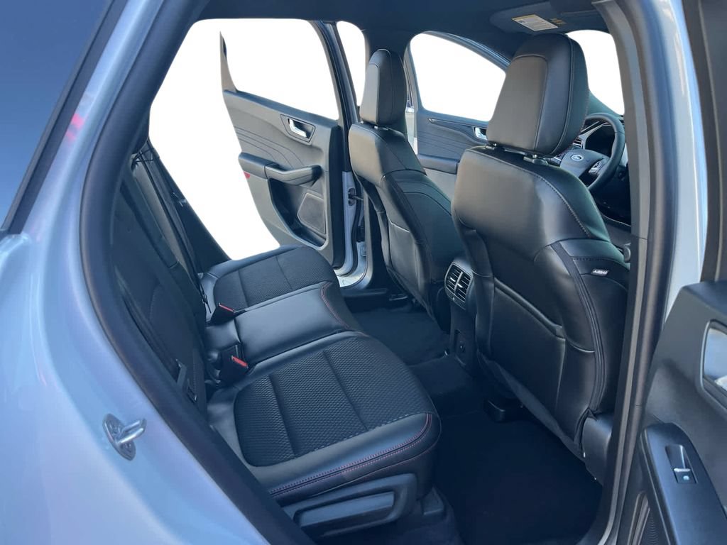 Used 2026 Ford Escape ST-Line Select w/ Tech Pack #1 AWD/4WD image 30