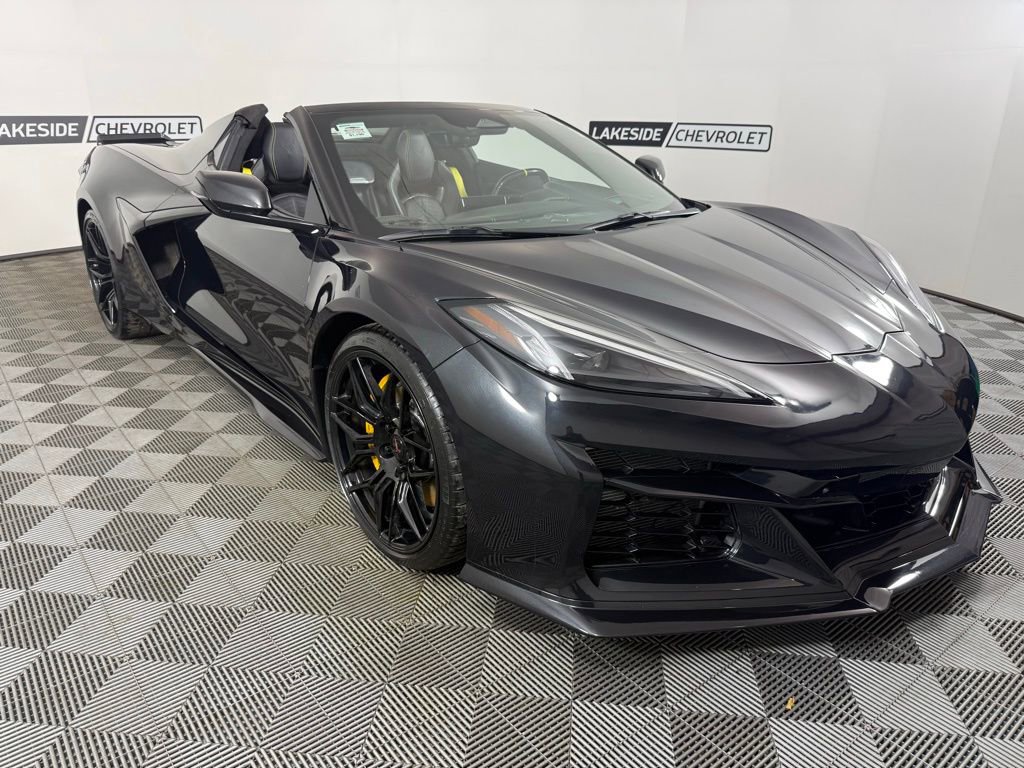 Used 2024 Chevrolet Corvette Z06 w/ Stealth Interior Trim Package image 38