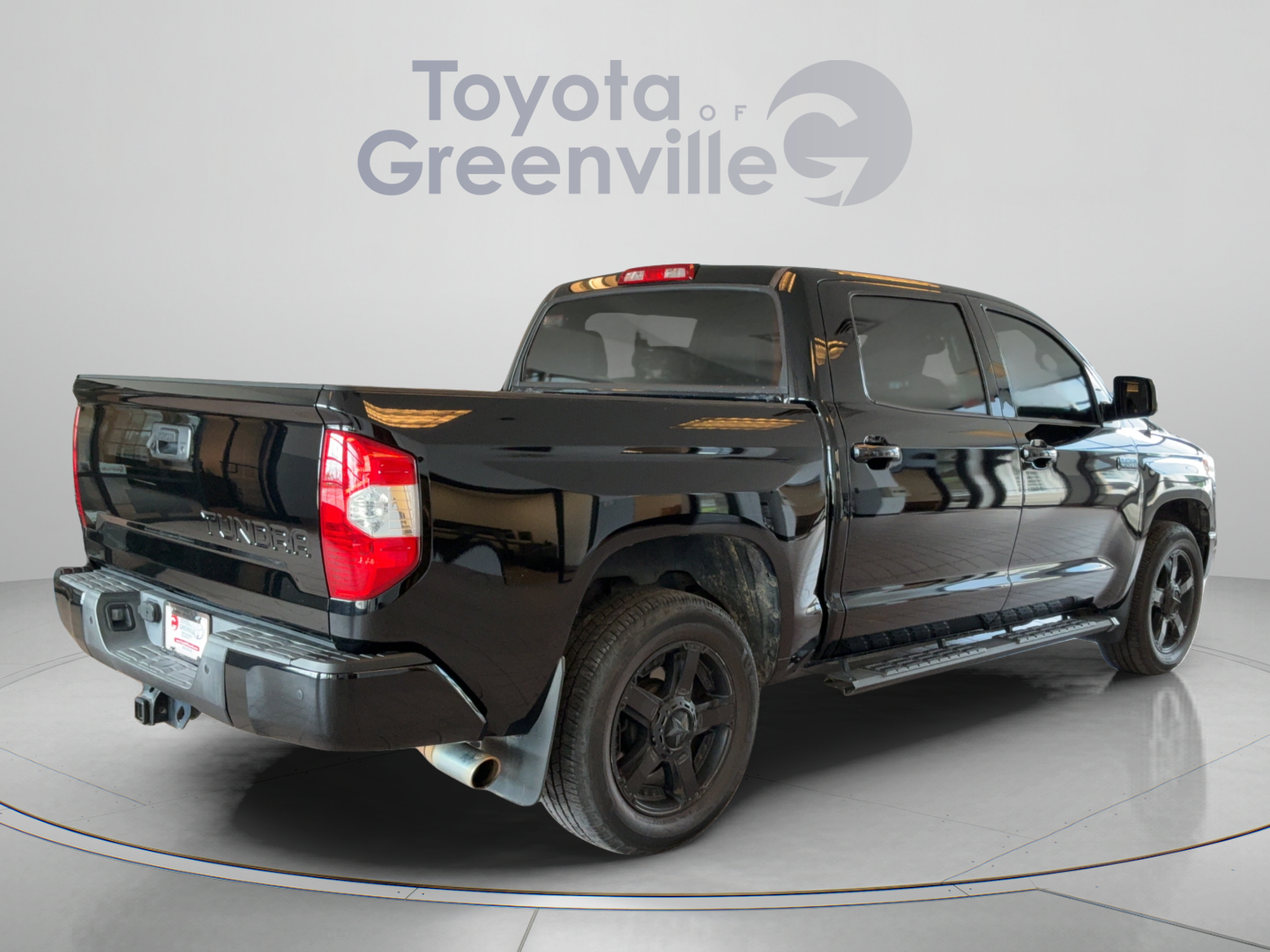 Used 2017 Toyota Tundra Platinum AWD/4WD image 6