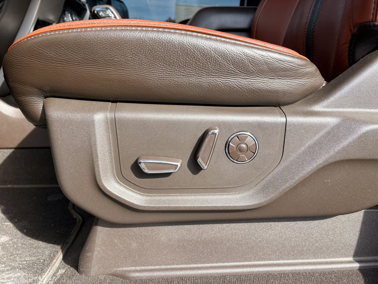 Used 2019 Ford F150 King Ranch w/ Equipment Group 601A Luxury image 19