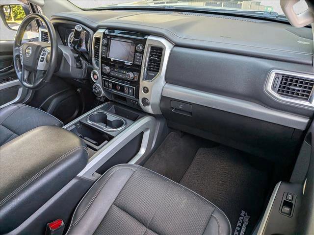 Used 2019 Nissan Titan PRO-4X image 19