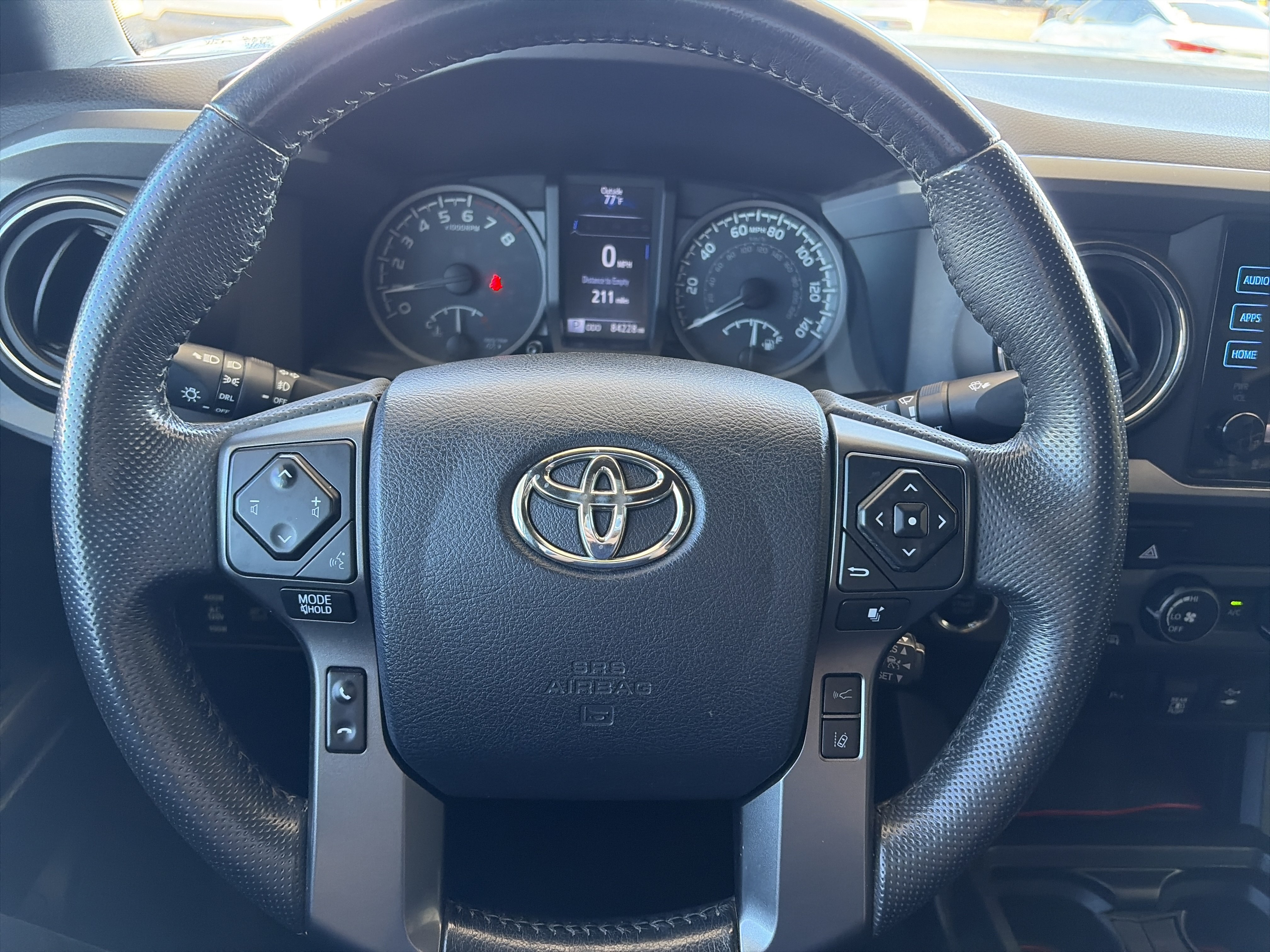 Used 2019 Toyota Tacoma TRD Off-Road w/ Technology Package AWD/4WD image 14