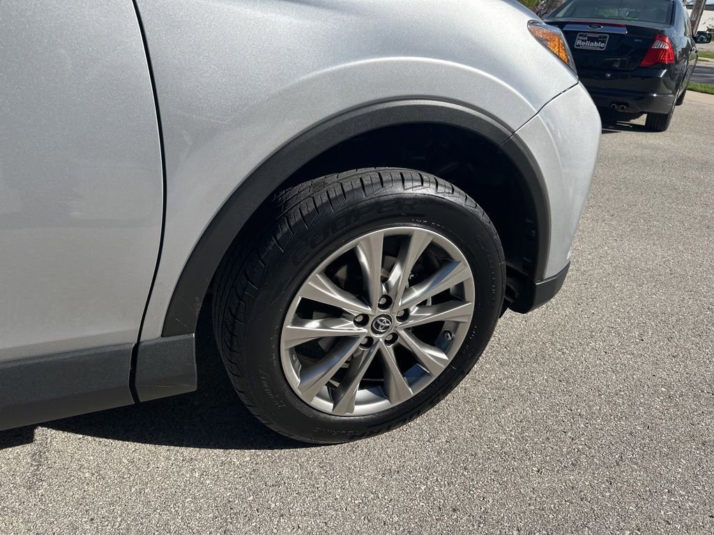 Used 2016 Toyota RAV4 Limited AWD/4WD image 29
