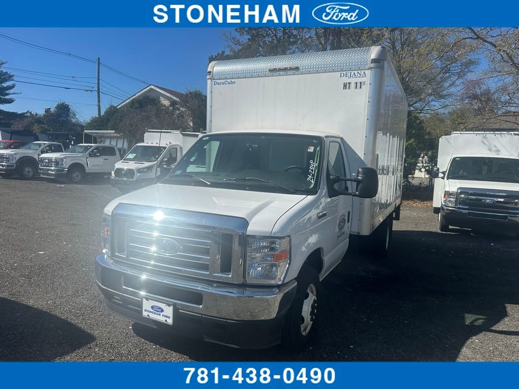 Used 2024 Ford E-350 and Econoline 350 Super Duty w/ Interior Upgrade Package RWD image 1