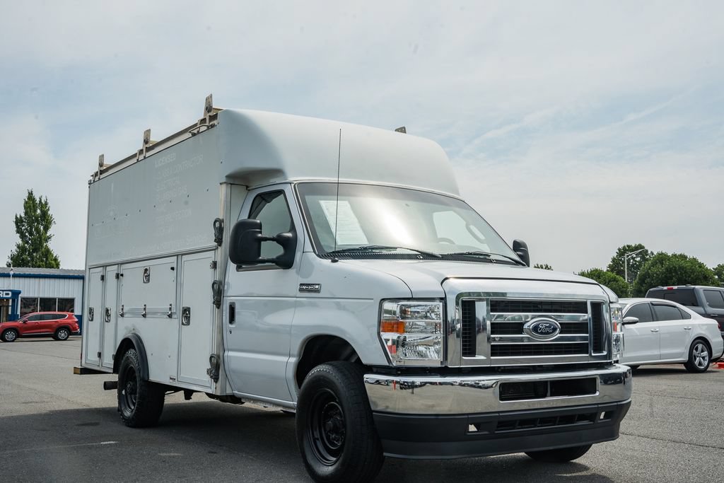Certified 2021 Ford E-350 and Econoline 350 Super Duty w/ Power Windows & Locks Group RWD video 1