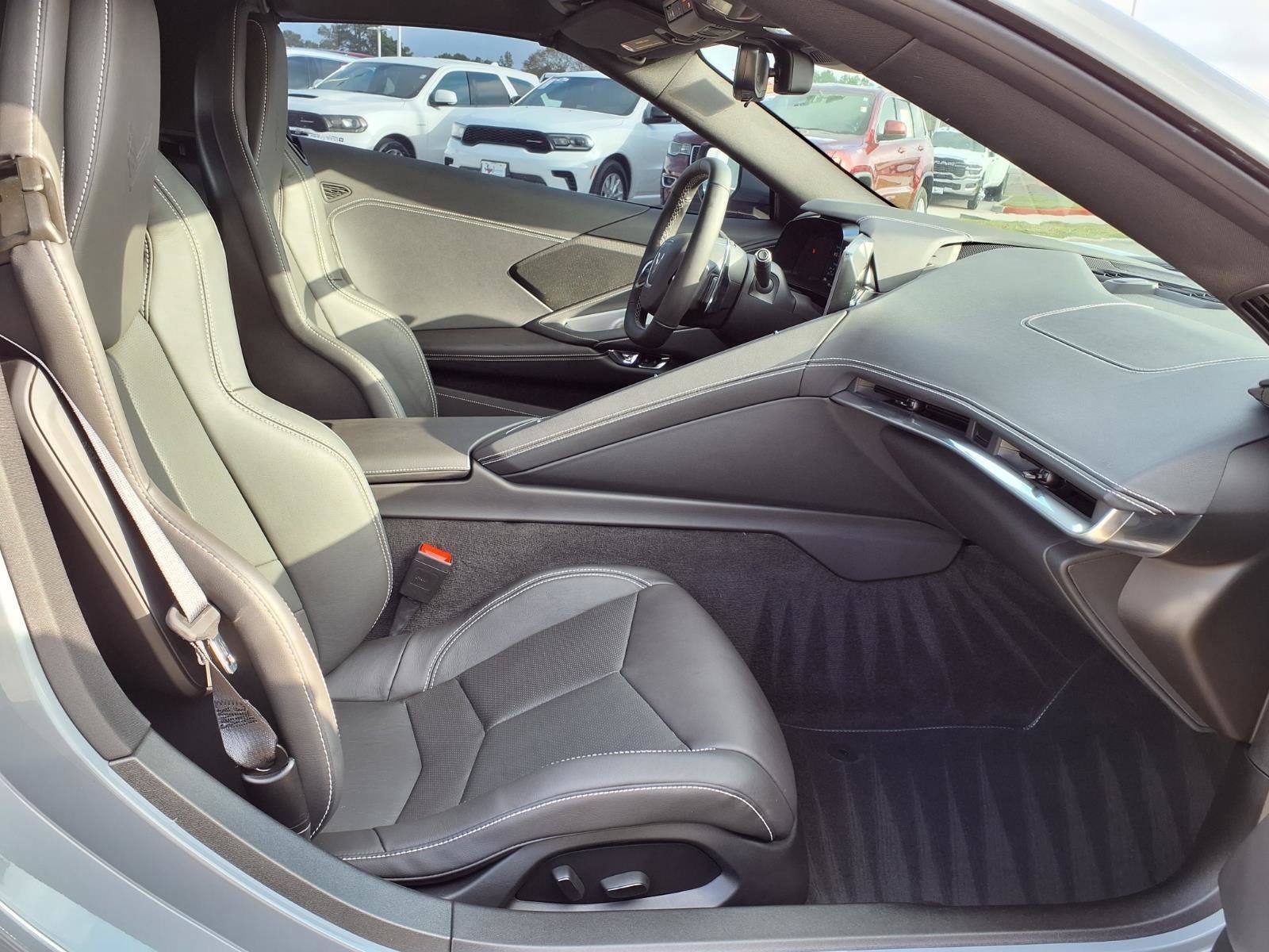 Used 2024 Chevrolet Corvette Stingray Coupe w/ 1LT image 18