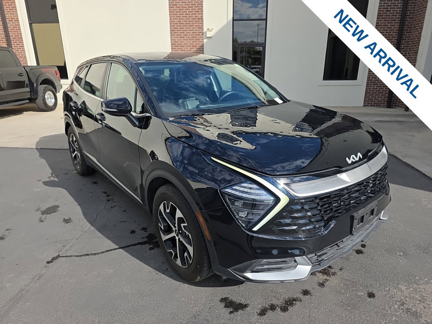 Used 2024 Kia Sportage EX