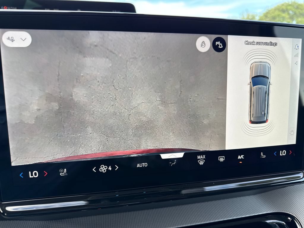 New 2027 Ford Expedition Active RWD image 25