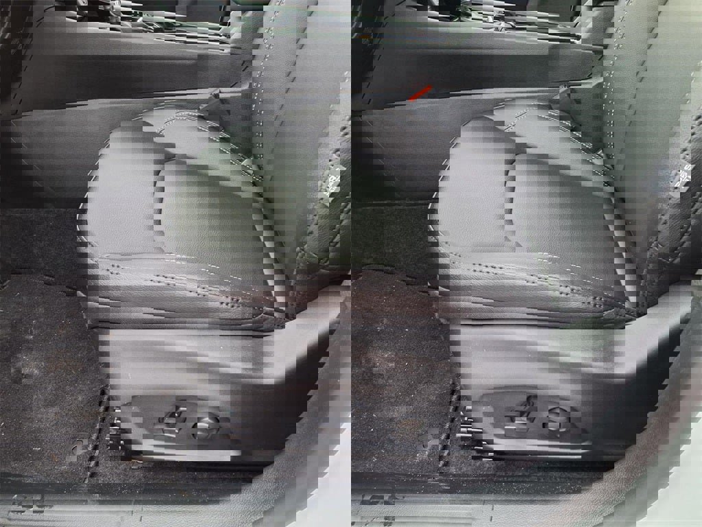 New 2026 Jeep Compass Limited w/ Sun, Sound & Navigation Group image 16