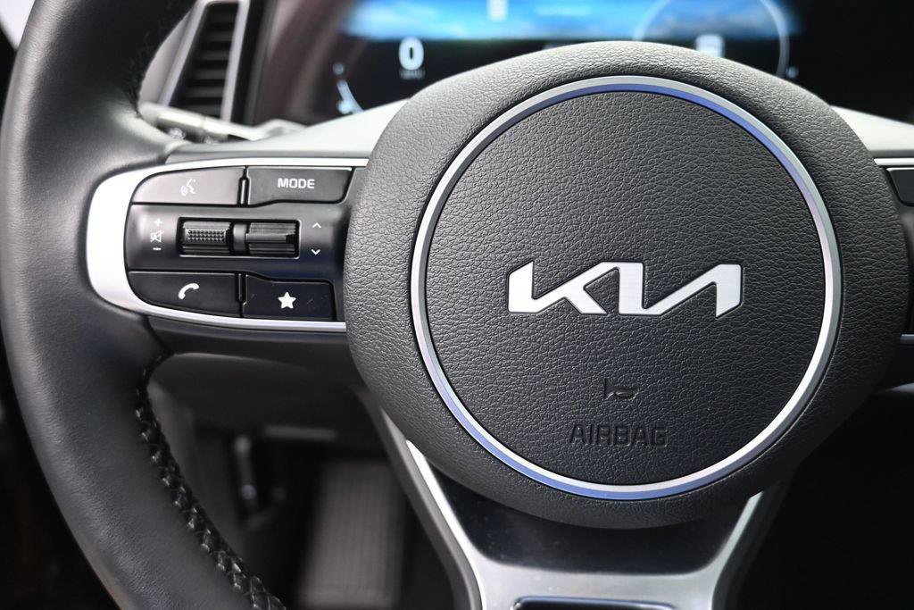 Used 2025 Kia Sportage SX FWD image 15