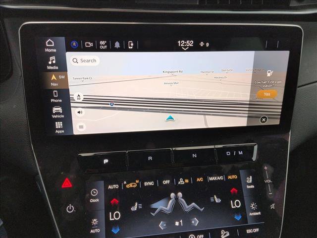 Used 2024 Maserati Grecale GT image 11