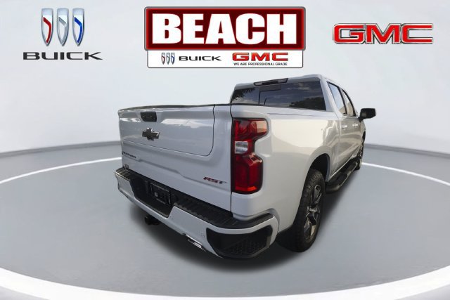 Used 2022 Chevrolet Silverado 1500 RST AWD/4WD image 2