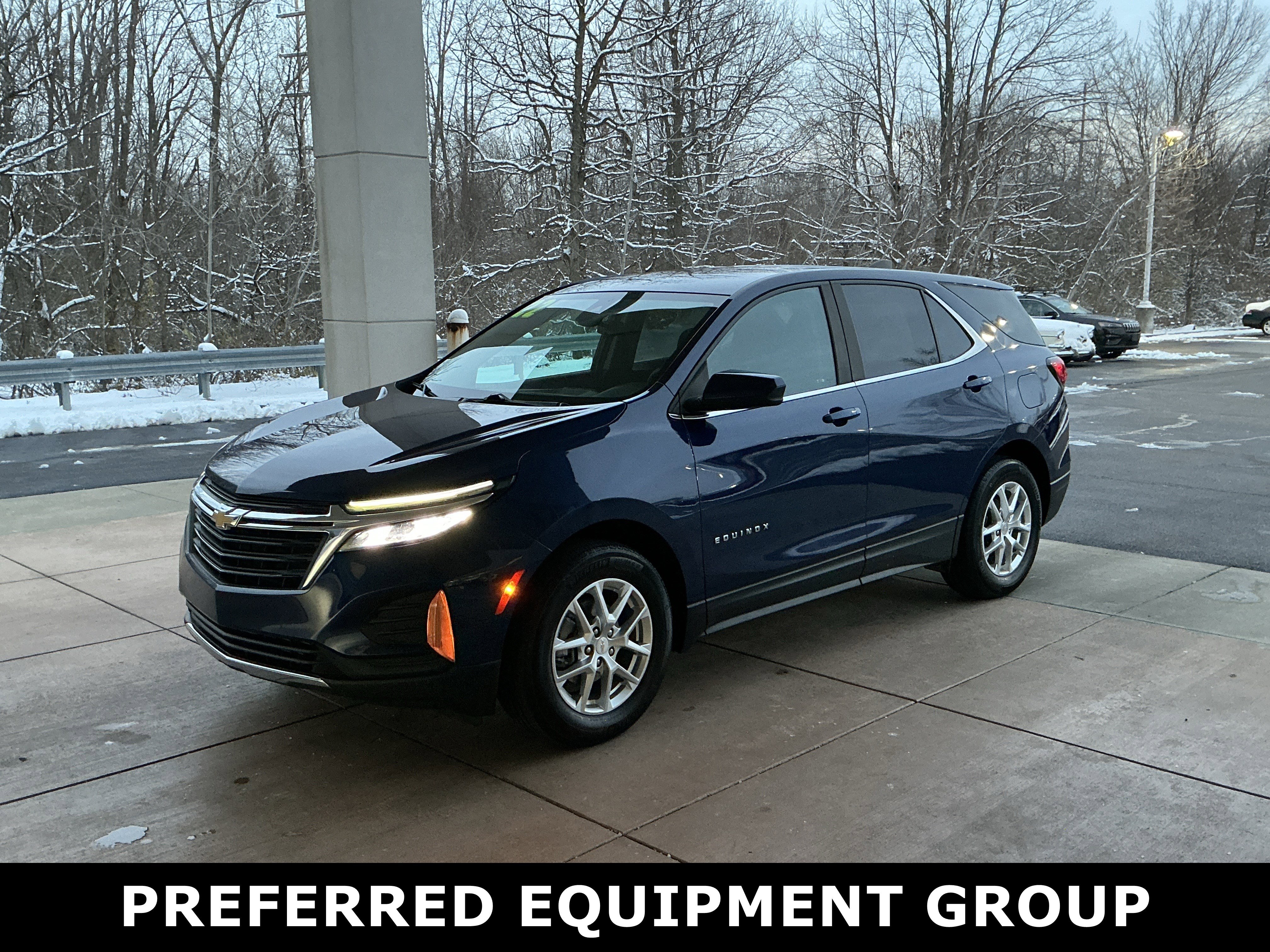 Used 2022 Chevrolet Equinox LT image 3