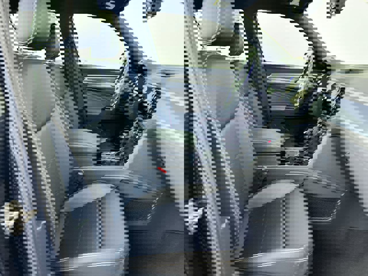 Used 2021 Volkswagen Atlas Cross Sport SEL FWD image 27