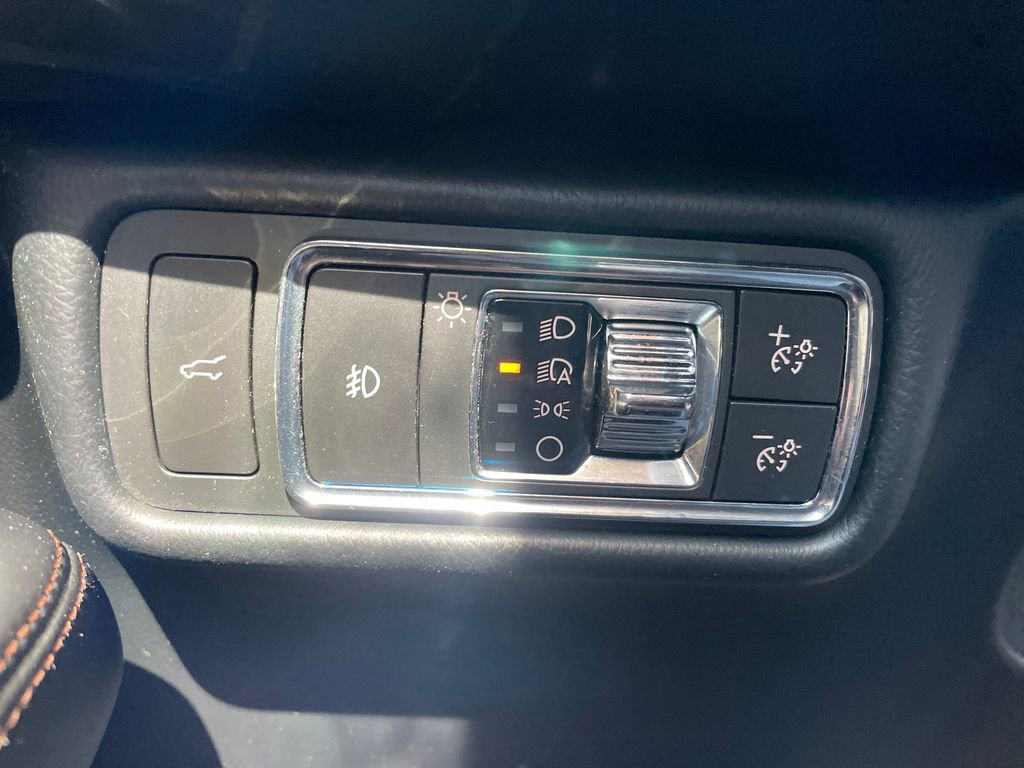 Used 2023 Lincoln Aviator Reserve w/ Equipment Group 201A image 28