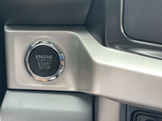 New 2026 Ford F350 XLT w/ XLT Premium Package AWD/4WD image 20
