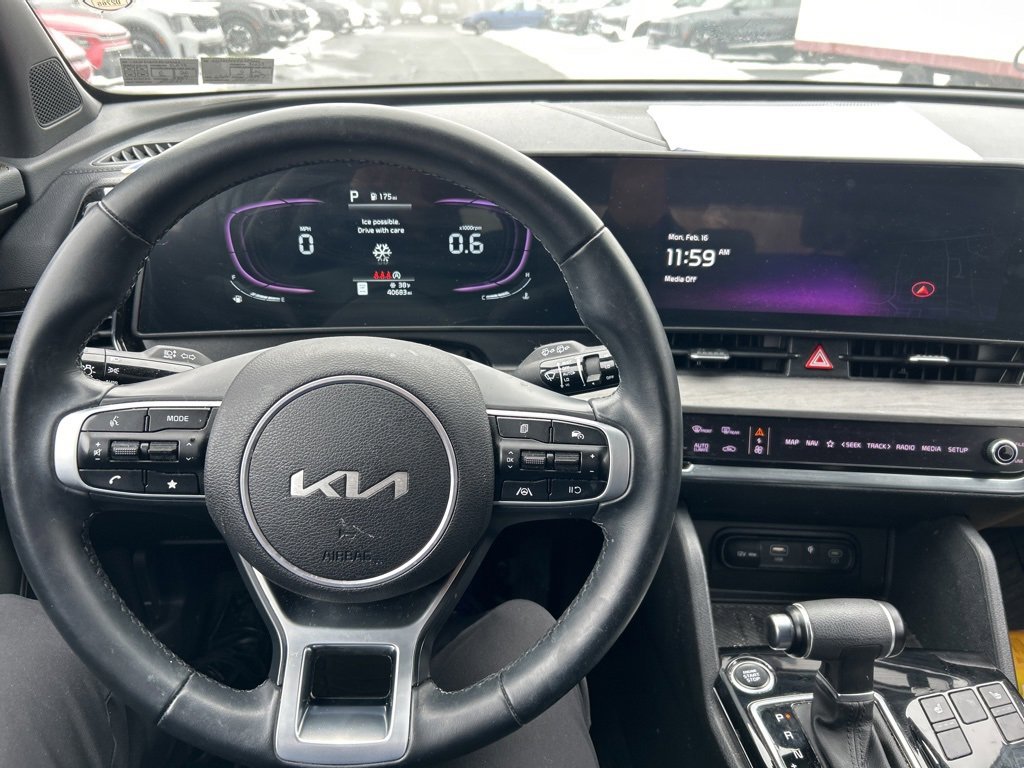 Certified 2023 Kia Sportage X-Line image 8