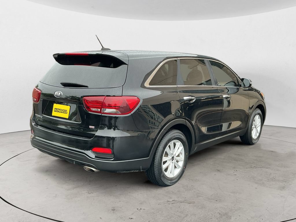 Used 2019 Kia Sorento L FWD image 5