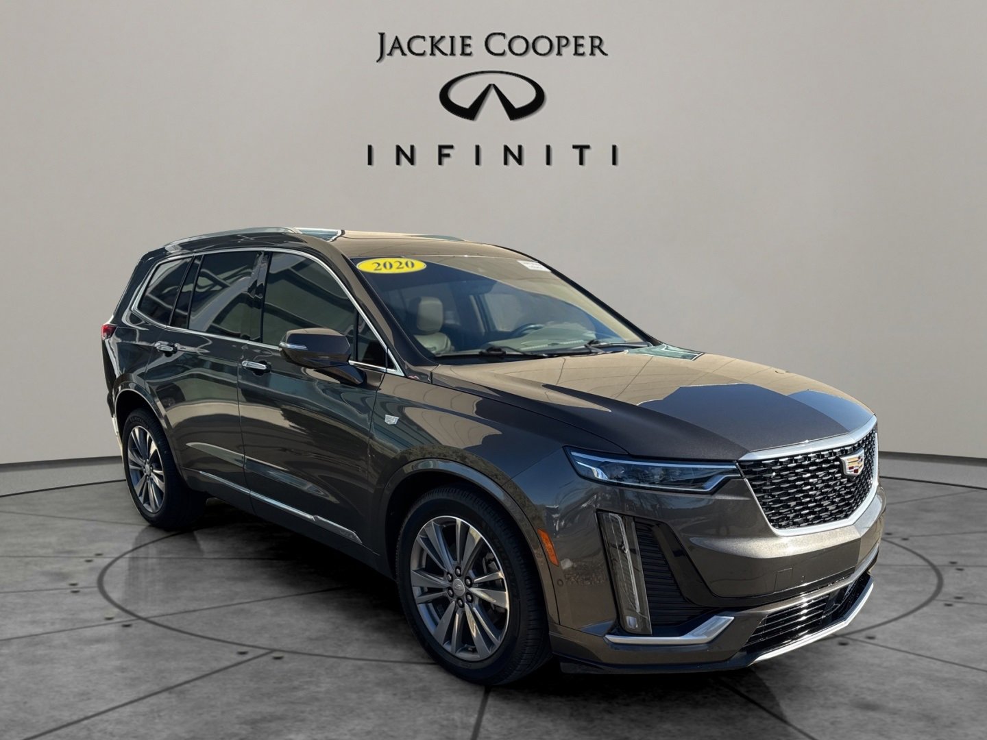 Used 2020 Cadillac XT6 Premium Luxury w/ Platinum Package image 4