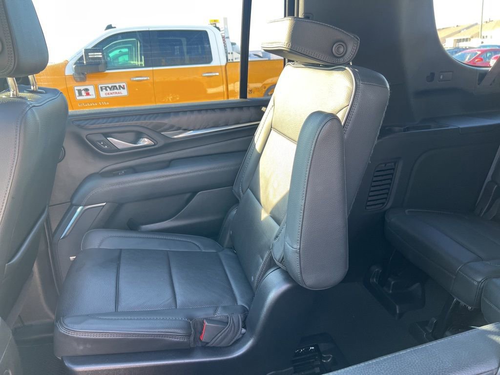 Used 2022 GMC Yukon XL Denali image 34