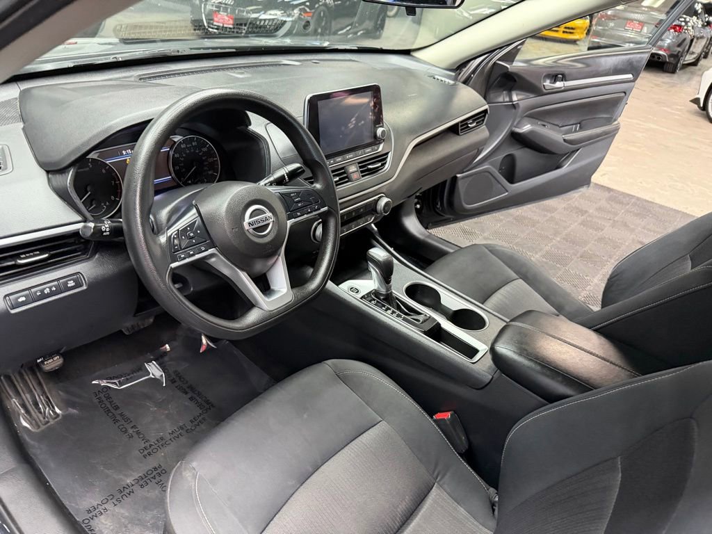 Used 2022 Nissan Altima 2.5 SV FWD image 31