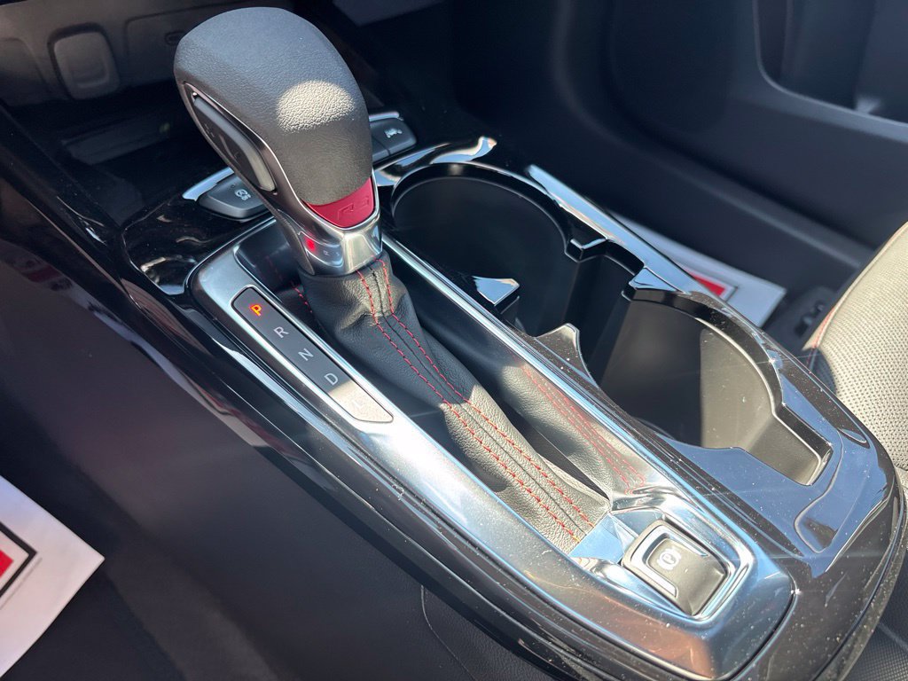 New 2026 Chevrolet Trax RS w/ Sunroof Package FWD image 21