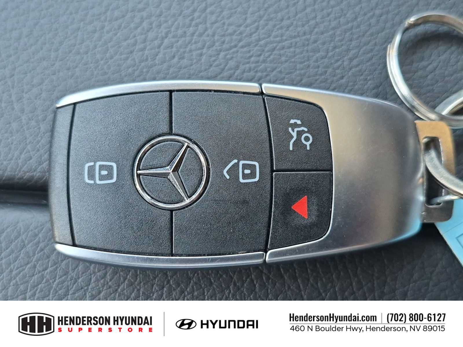 Used 2026 Mercedes-Benz GLB 250 image 33