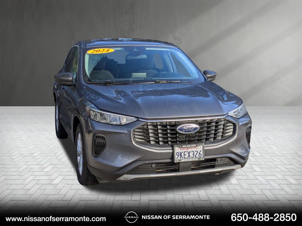 Used 2024 Ford Escape Active image 1