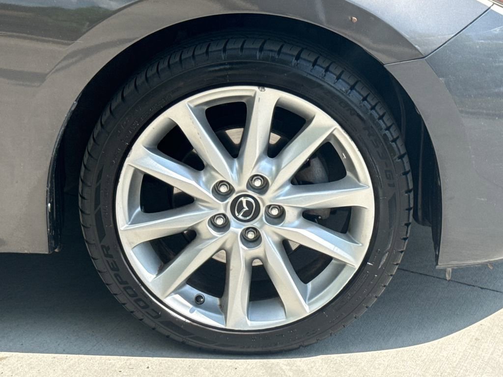 Used 2017 MAZDA MAZDA3 Touring FWD image 11