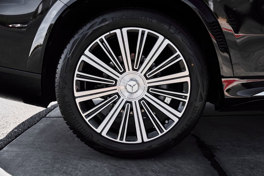 Used 2026 Mercedes-Benz Maybach GLS 600 4MATIC image 21