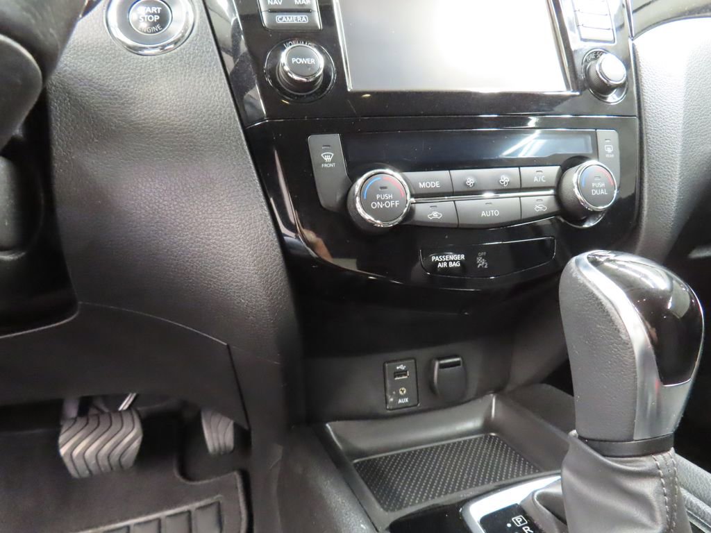Used 2017 Nissan Rogue Sport SV w/ SV Premium Package AWD/4WD image 52