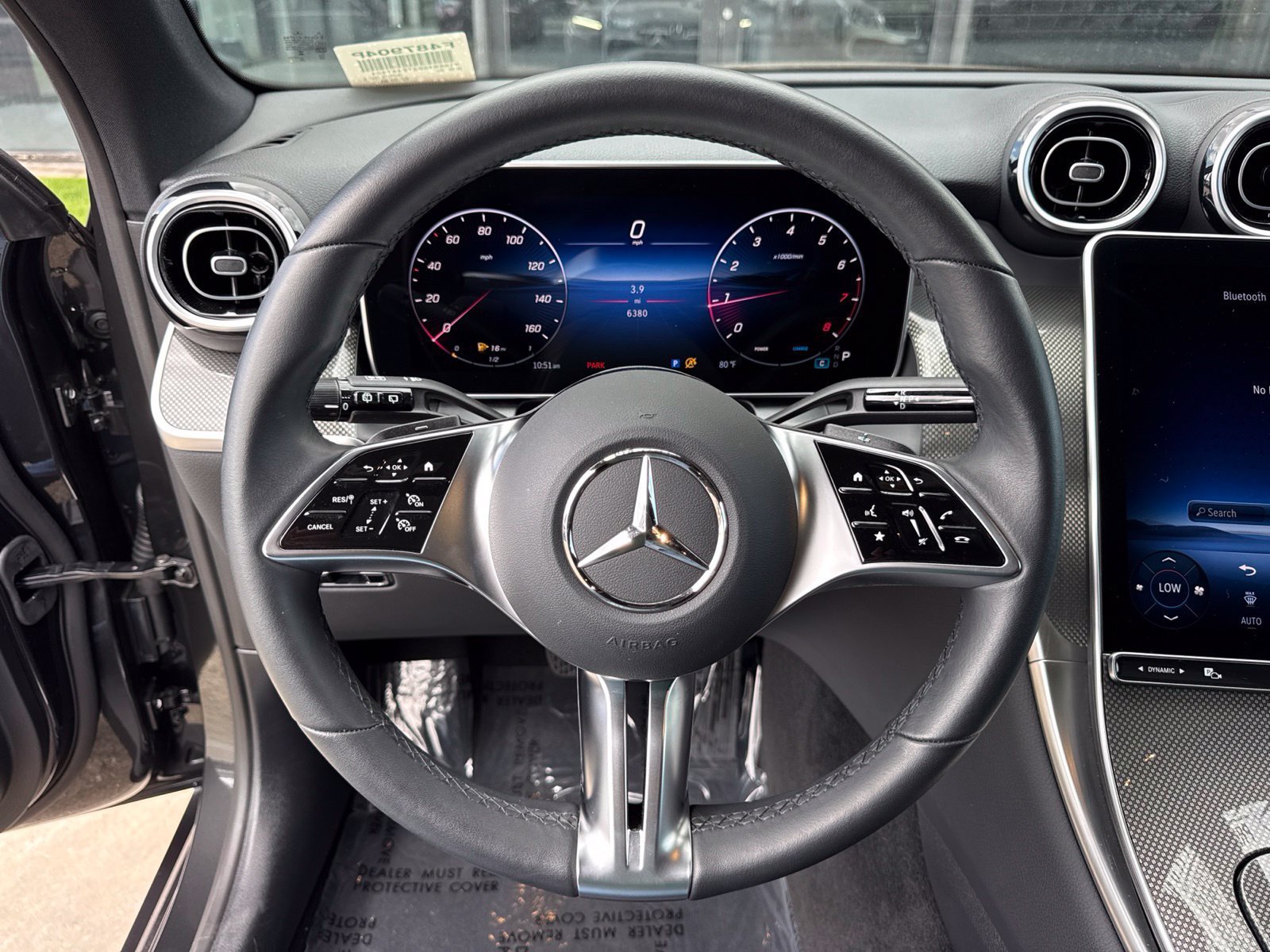 Used 2026 Mercedes-Benz GLC 300 image 32