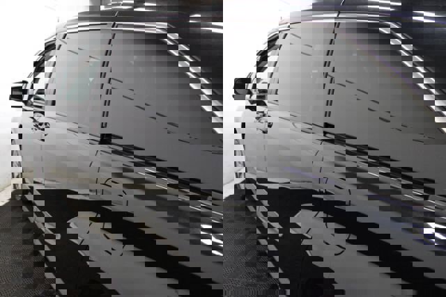 Used 2024 Toyota Sienna LE image 8