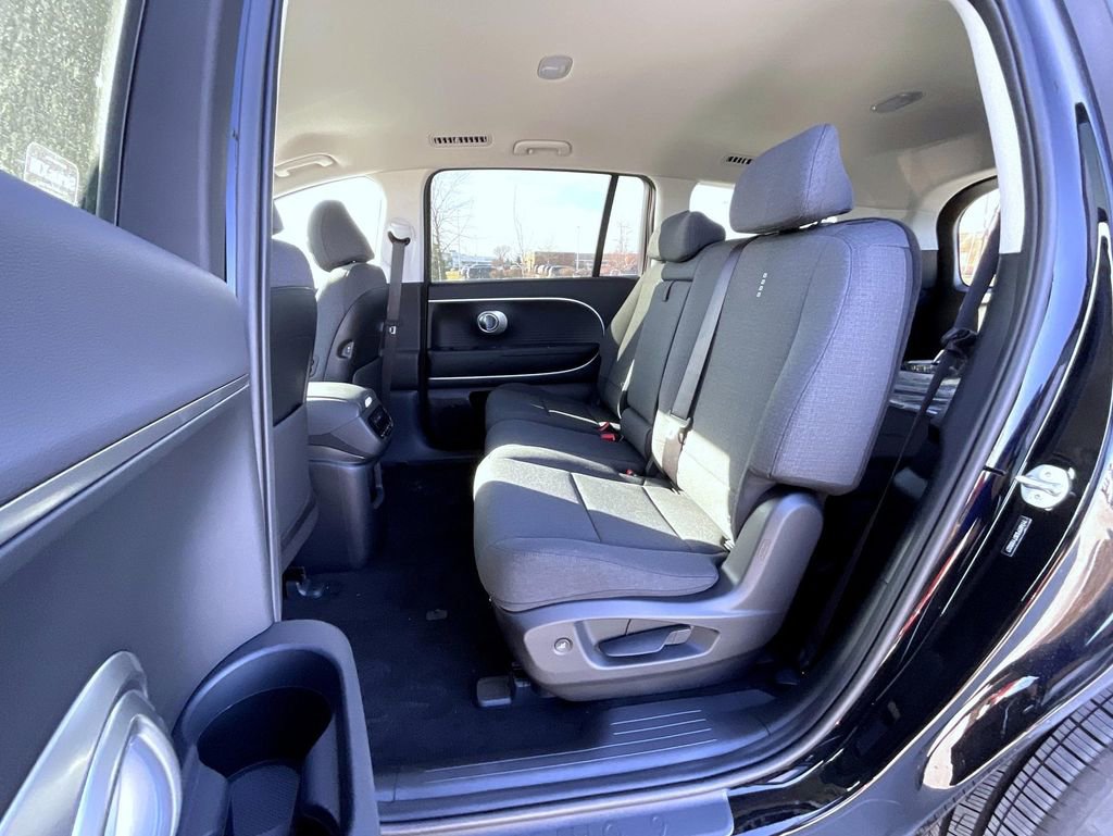 New 2026 Hyundai Ioniq 9 SE image 11