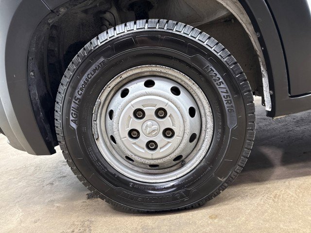 Used 2019 RAM ProMaster 3500 w/ Premium Appearance Group FWD image 26