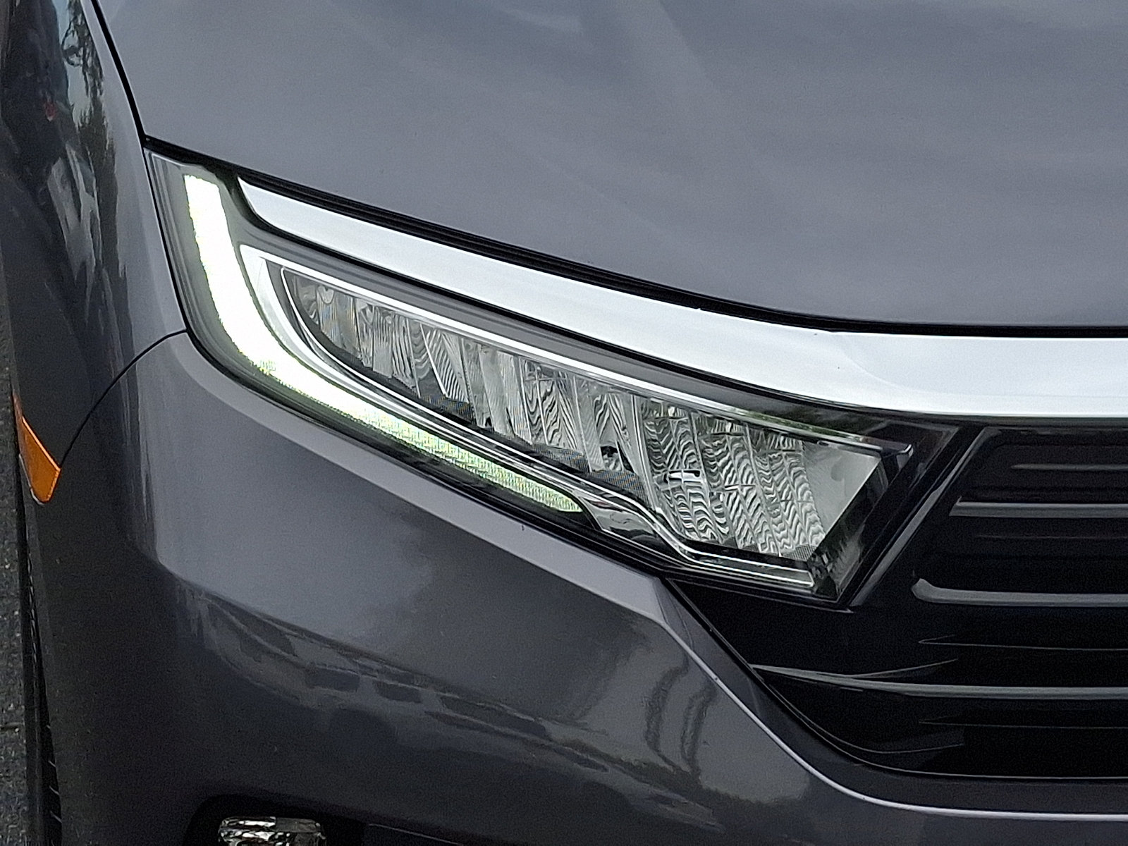 Certified 2024 Honda Odyssey Touring image 9