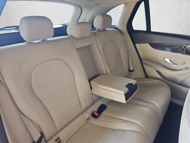 Used 2020 Mercedes-Benz GLC 300 image 22