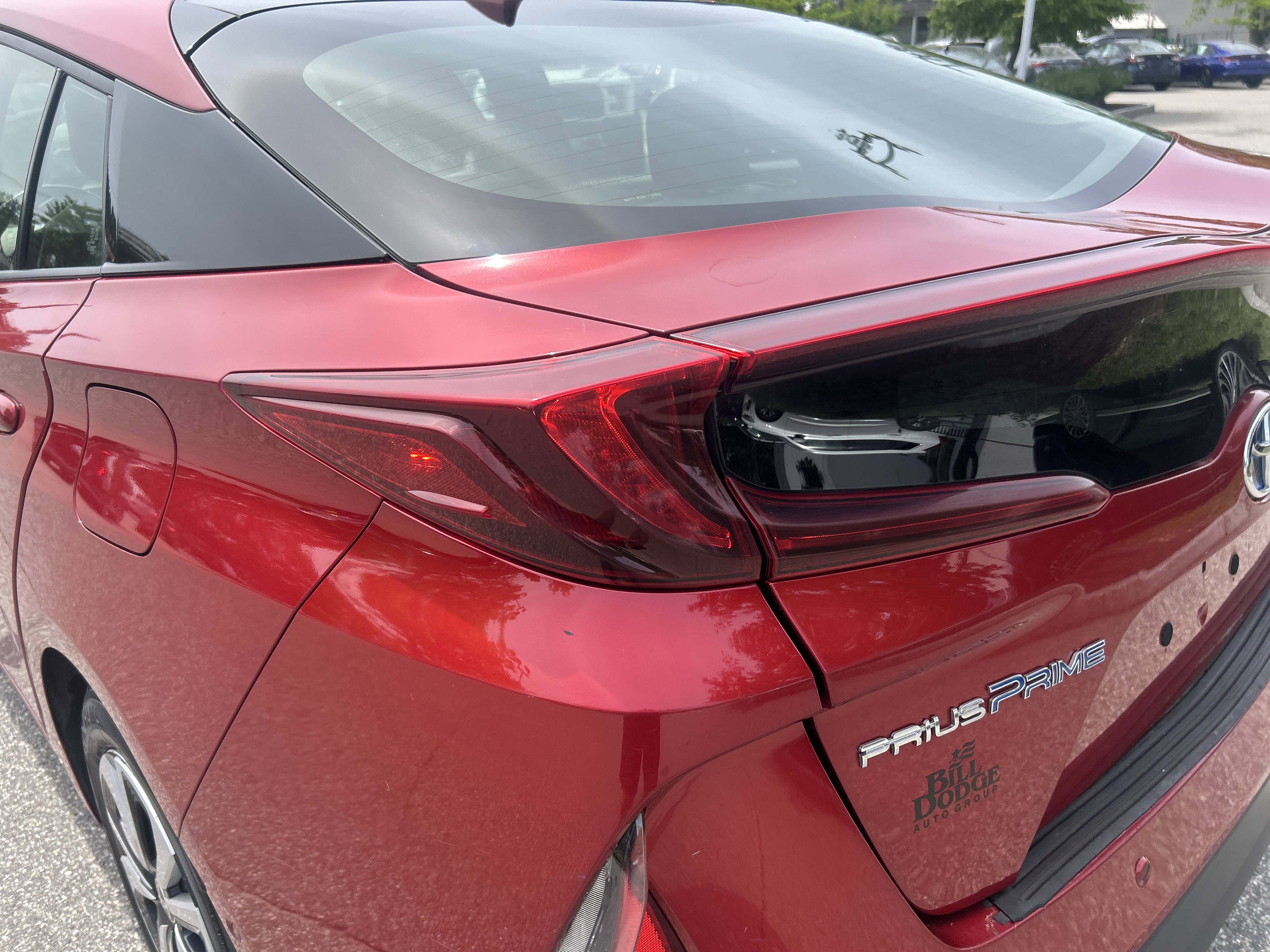 Used 2018 Toyota Prius Prime Advanced w/ Carpet Mat Package FWD image 13
