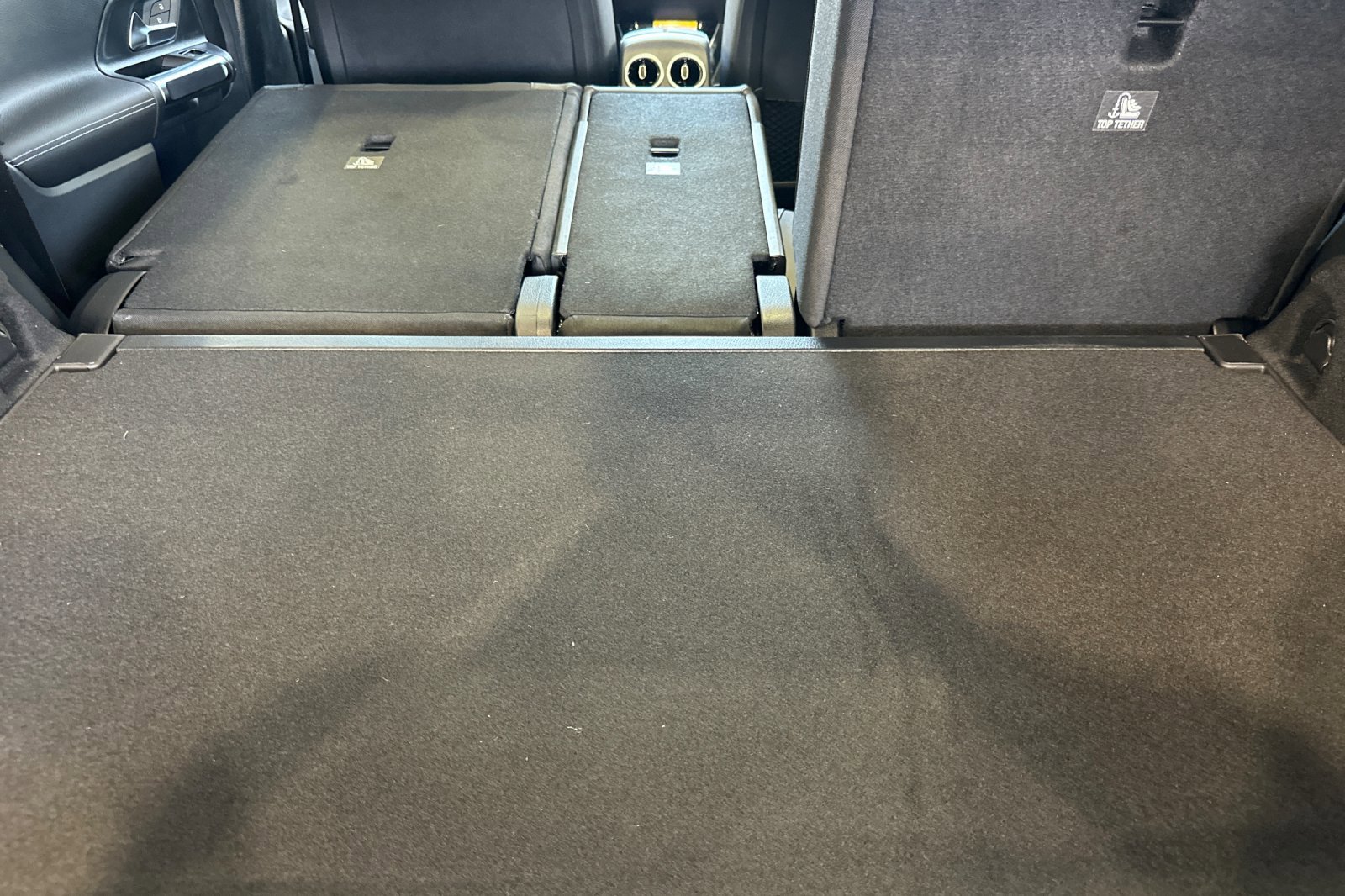 New 2025 Mercedes-Benz GLB 250 4MATIC image 15