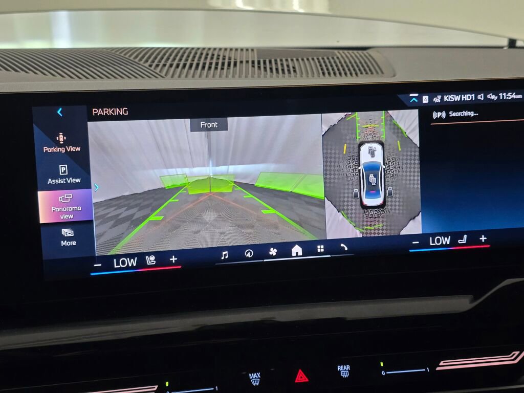 Used 2026 BMW 530i xDrive w/ Premium Package image 40